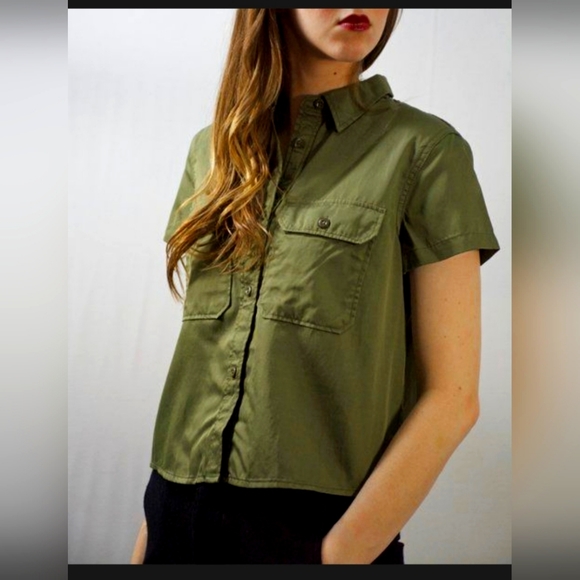 NLST SS16 short sleeve cropped button down - Picture 1 of 3